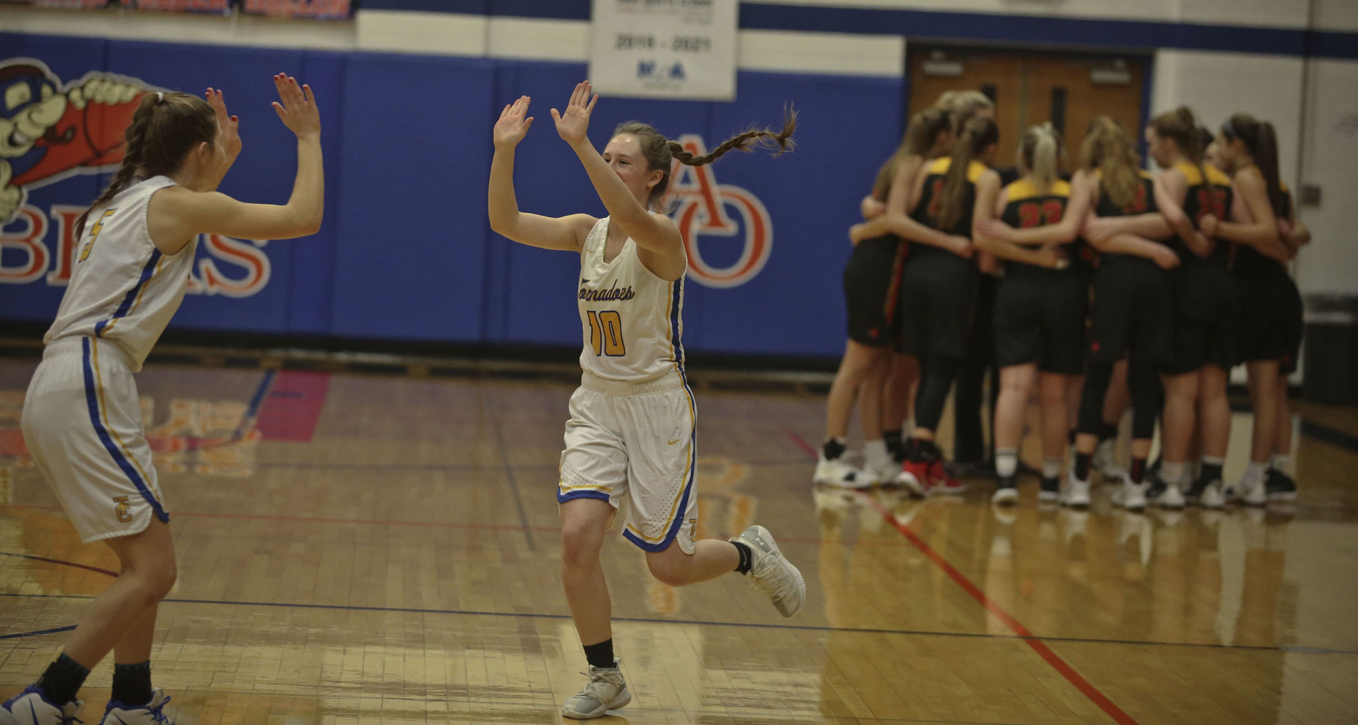 Tri City-Sangamon Valley Warrensburg Latham 4 01.03.19.JPG